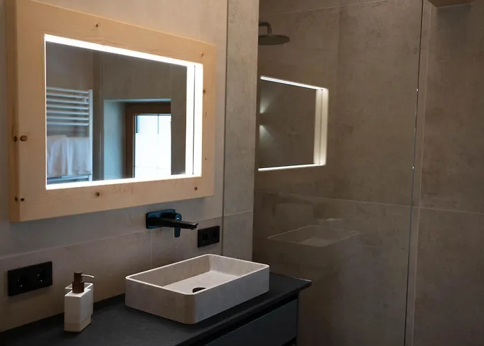 Luse Living 마우라흐